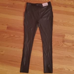 Faux leather leggings